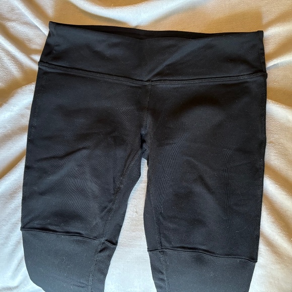 Alo leggings, Sz L - Picture 3 of 3